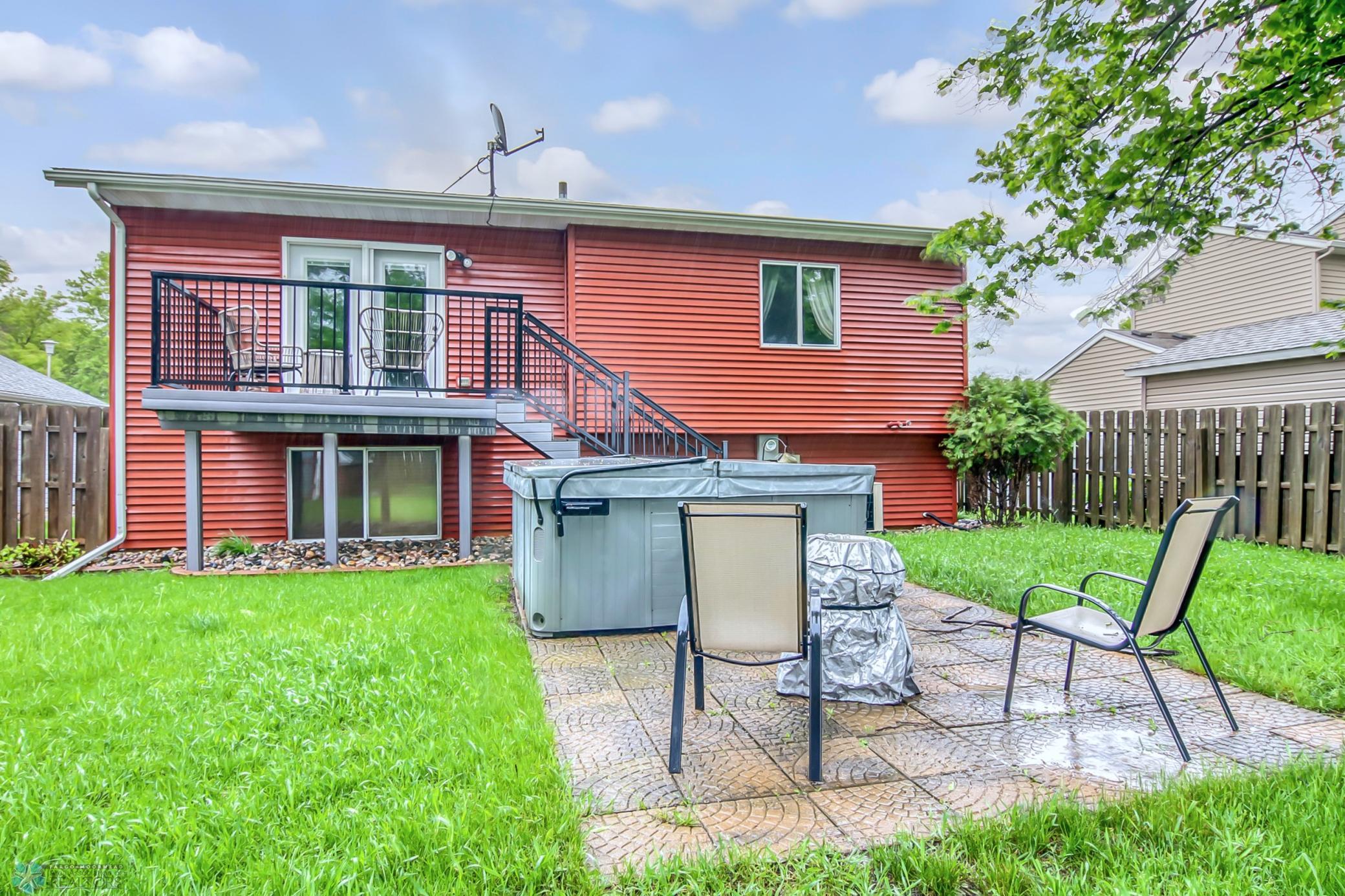 Backyard 1_1.jpg