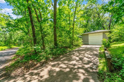 640 Wildwood Ave, Birchwood, MN 55110