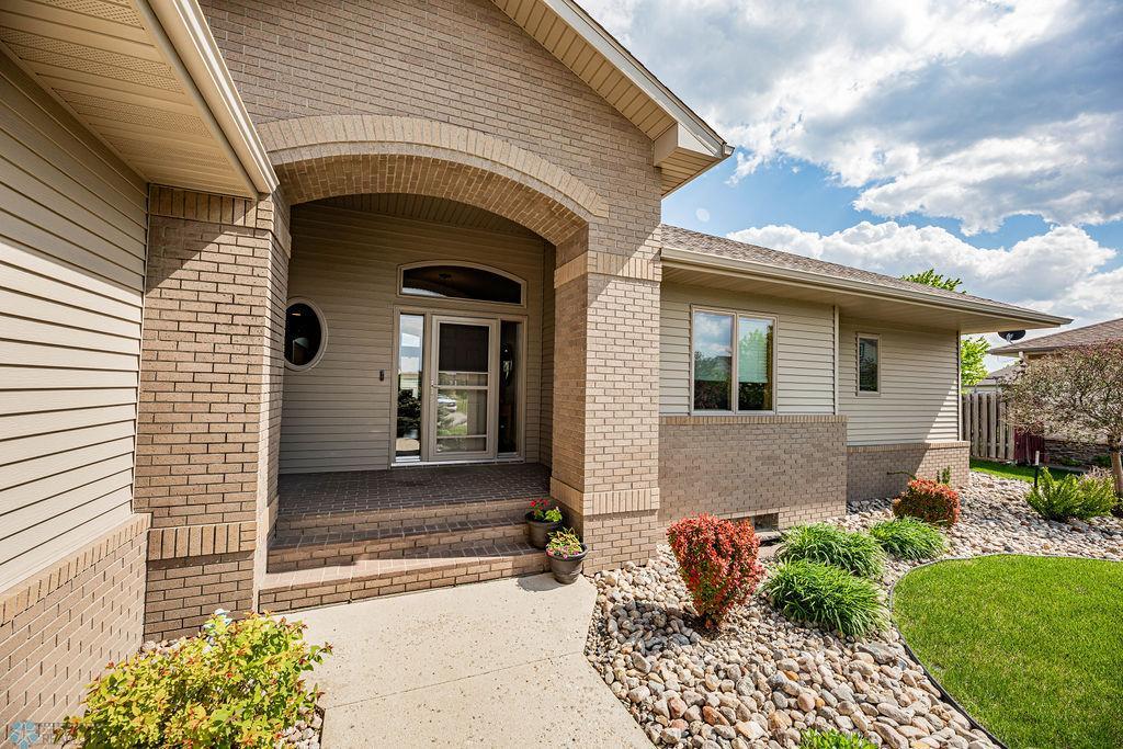 Archway to Covered Front Steps