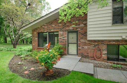 2212 Country Lane, Hopkins, MN 55305