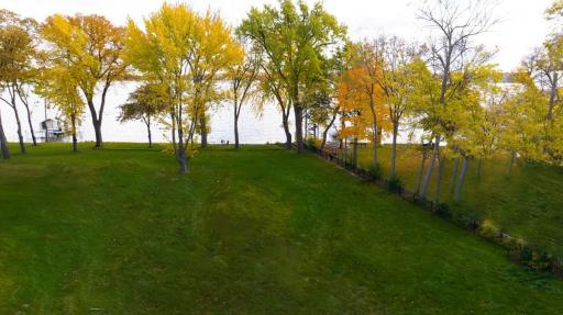305X N Shore Drive, Wayzata, MN 55391