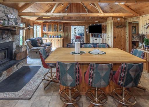 9561 Little Stoney Point Drive NE, Remer, MN 56672