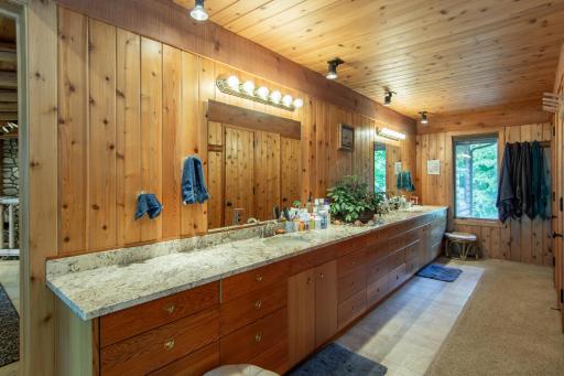 9561 Little Stoney Point Drive NE, Remer, MN 56672