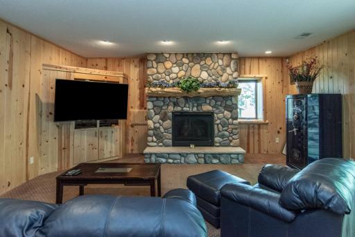 9561 Little Stoney Point Drive NE, Remer, MN 56672