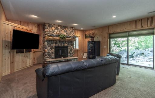9561 Little Stoney Point Drive NE, Remer, MN 56672