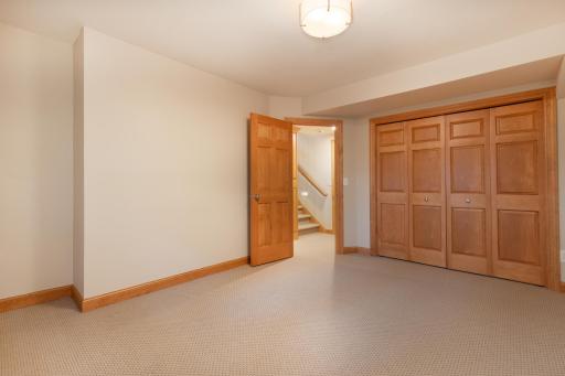 1535 Bavarian Shores Drive, Chaska, MN 55318