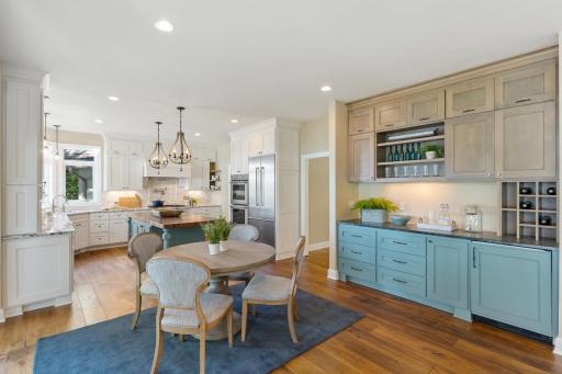 1535 Bavarian Shores Drive, Chaska, MN 55318