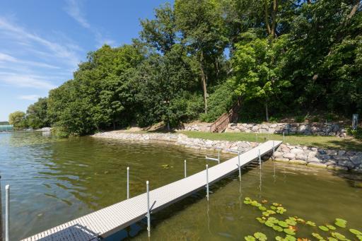 1535 Bavarian Shores Drive, Chaska, MN 55318