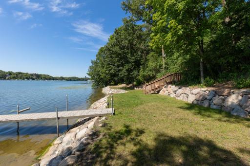 1535 Bavarian Shores Drive, Chaska, MN 55318