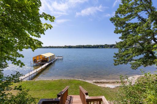 1535 Bavarian Shores Drive, Chaska, MN 55318