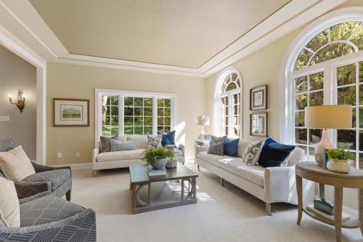 1535 Bavarian Shores Drive, Chaska, MN 55318