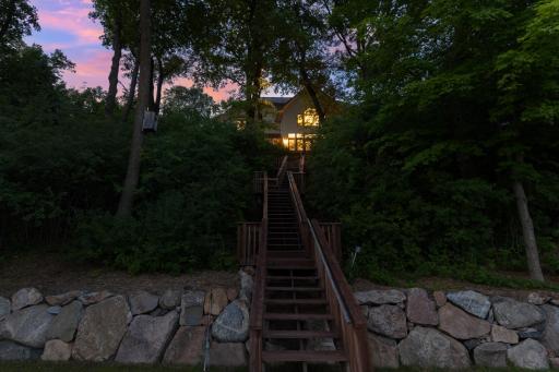1535 Bavarian Shores Drive, Chaska, MN 55318