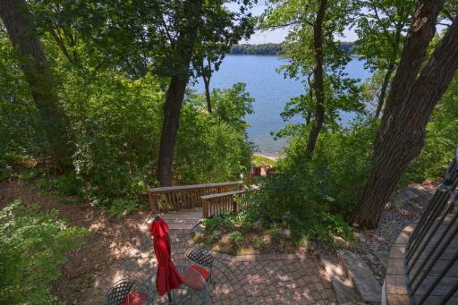 1535 Bavarian Shores Drive, Chaska, MN 55318