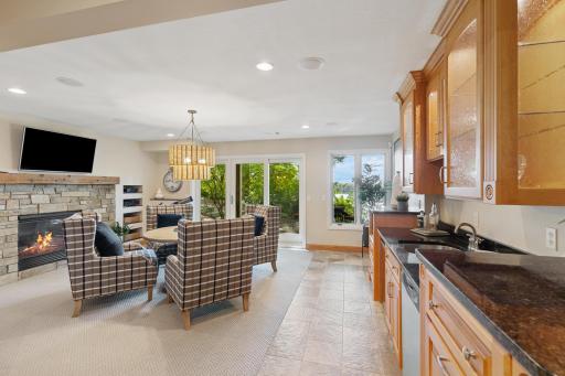 1535 Bavarian Shores Drive, Chaska, MN 55318