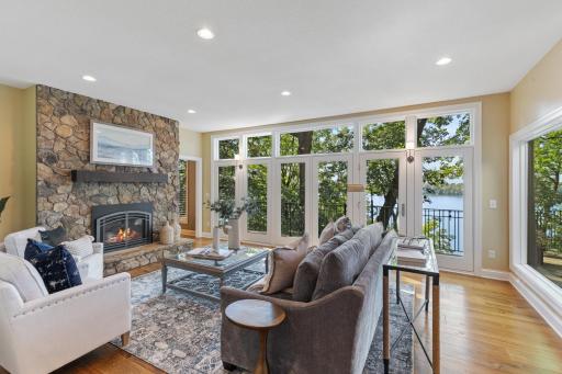 1535 Bavarian Shores Drive, Chaska, MN 55318