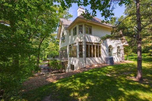 1535 Bavarian Shores Drive, Chaska, MN 55318