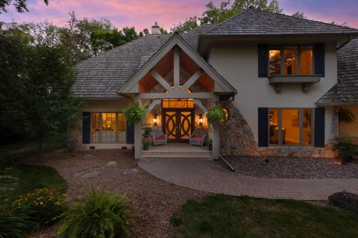 1535 Bavarian Shores Drive, Chaska, MN 55318