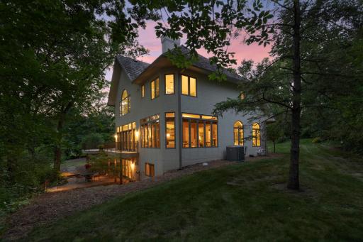 1535 Bavarian Shores Drive, Chaska, MN 55318