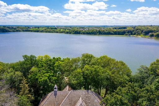 1535 Bavarian Shores Drive, Chaska, MN 55318