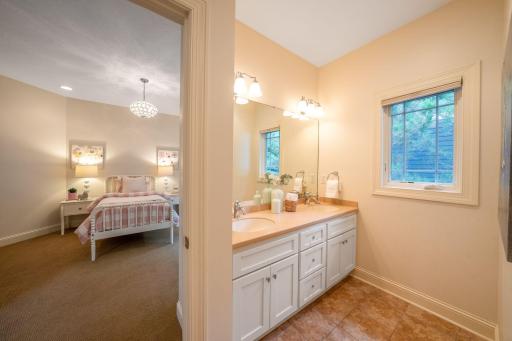 4600 W Arm Road, Spring Park, MN 55384