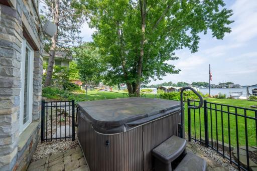 4600 W Arm Road, Spring Park, MN 55384