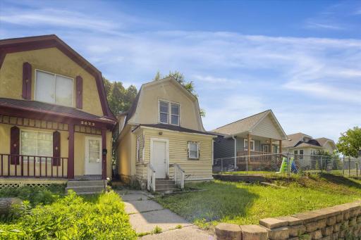 2620 Oliver Avenue N, Minneapolis, MN 55411