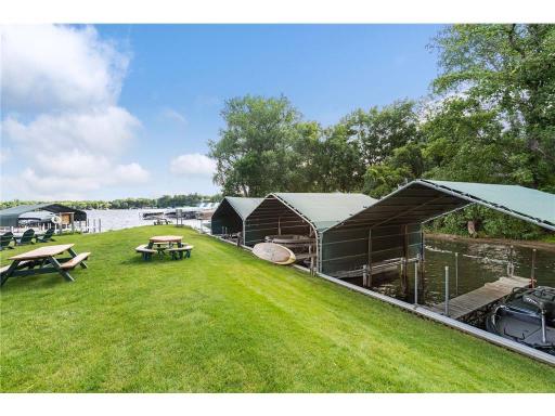 810 Smithtown Terrace, Excelsior, MN 55331