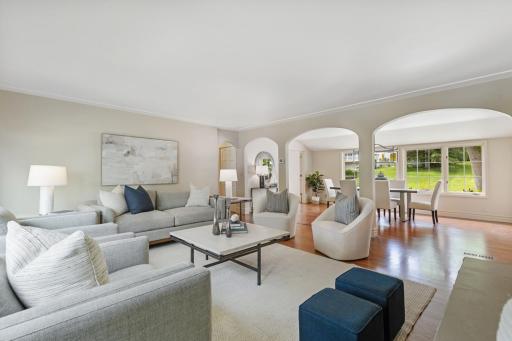 810 Smithtown Terrace, Excelsior, MN 55331