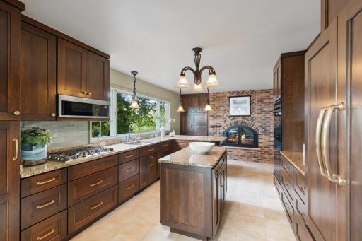 810 Smithtown Terrace, Excelsior, MN 55331