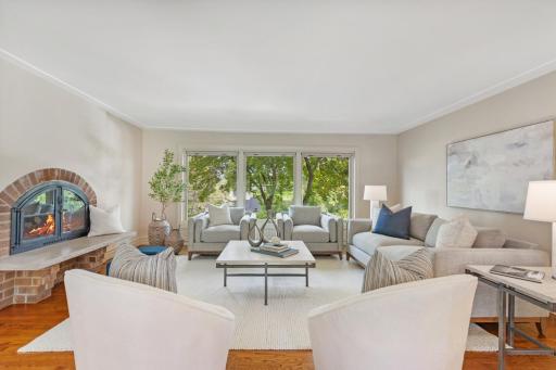 810 Smithtown Terrace, Excelsior, MN 55331