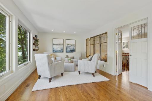 810 Smithtown Terrace, Excelsior, MN 55331