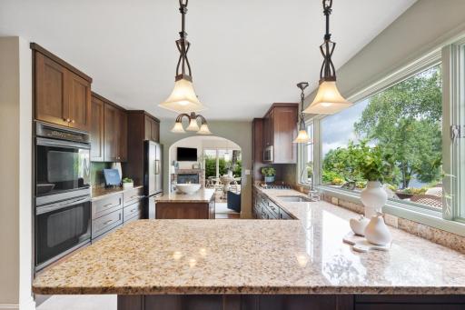 810 Smithtown Terrace, Excelsior, MN 55331