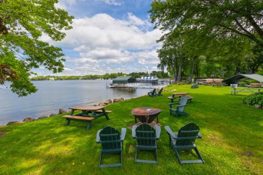 810 Smithtown Terrace, Excelsior, MN 55331