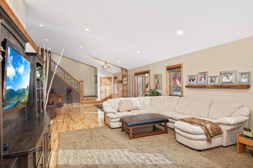 17930 3rd Avenue N, Minneapolis, MN 55447