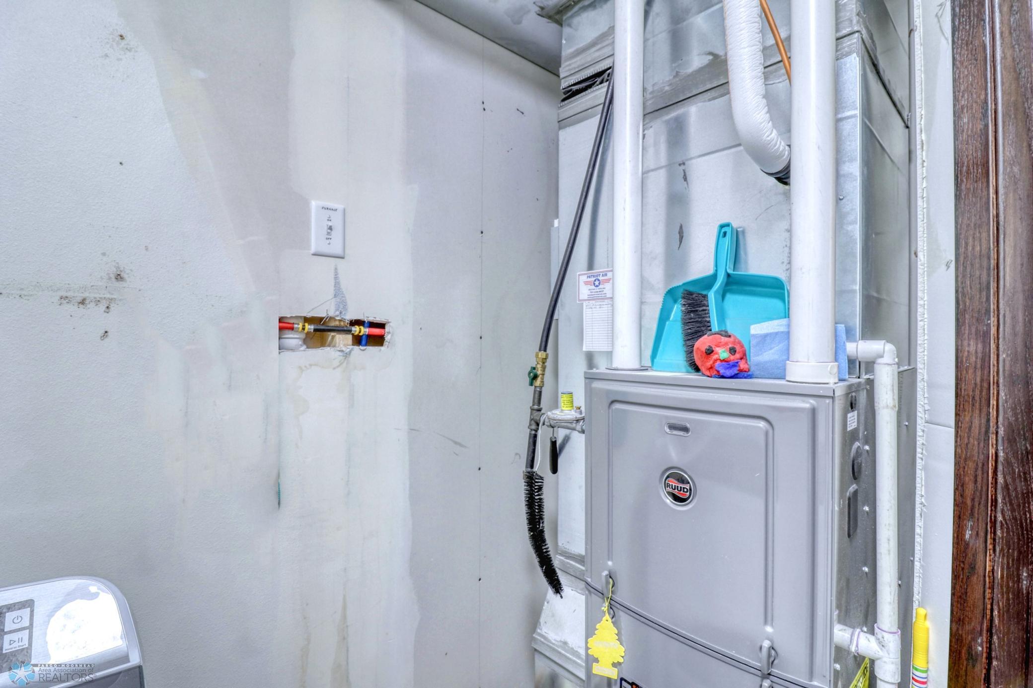 Laundry Mechanical (2).jpg