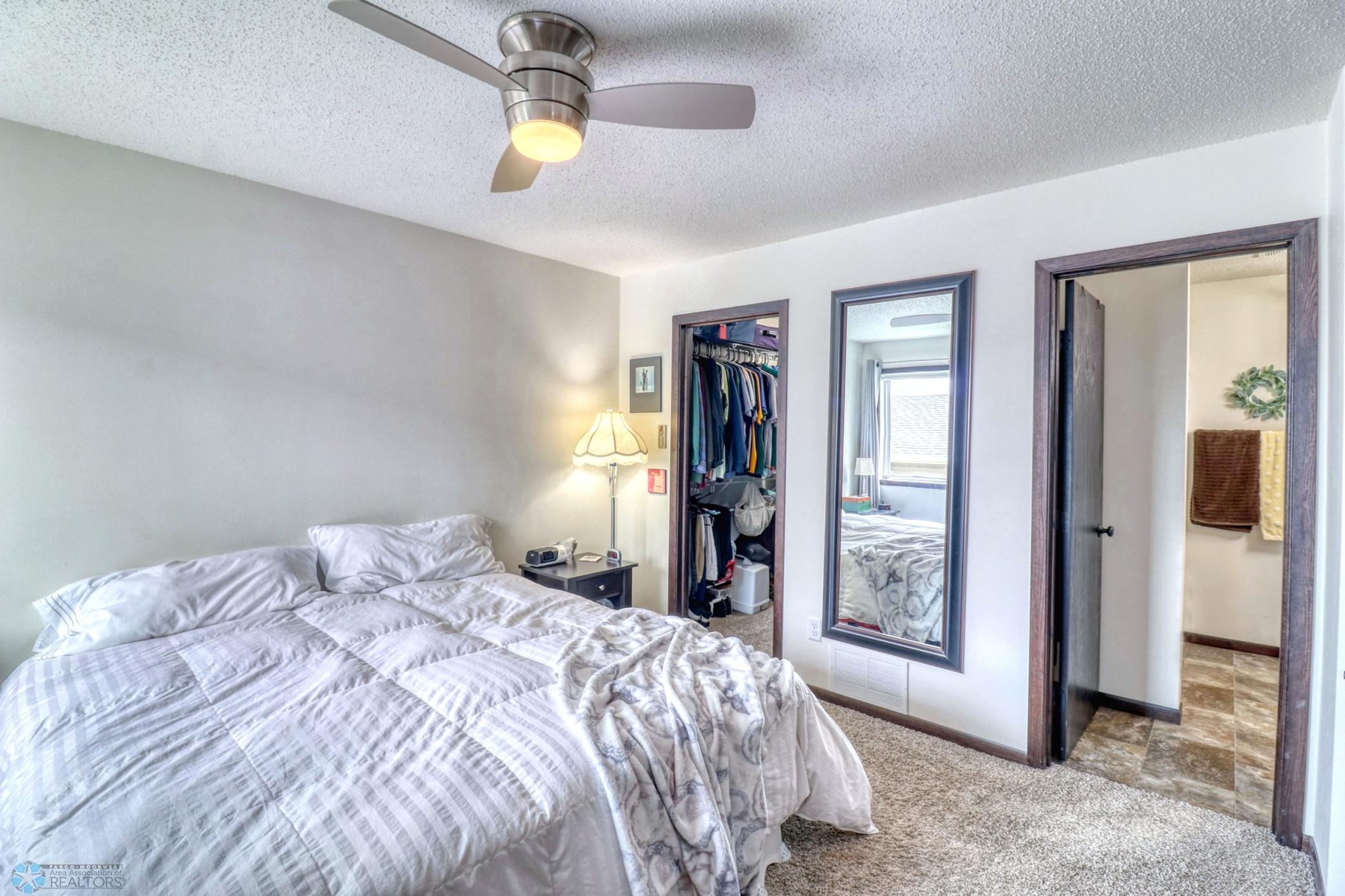 Primary Bed (3).jpg