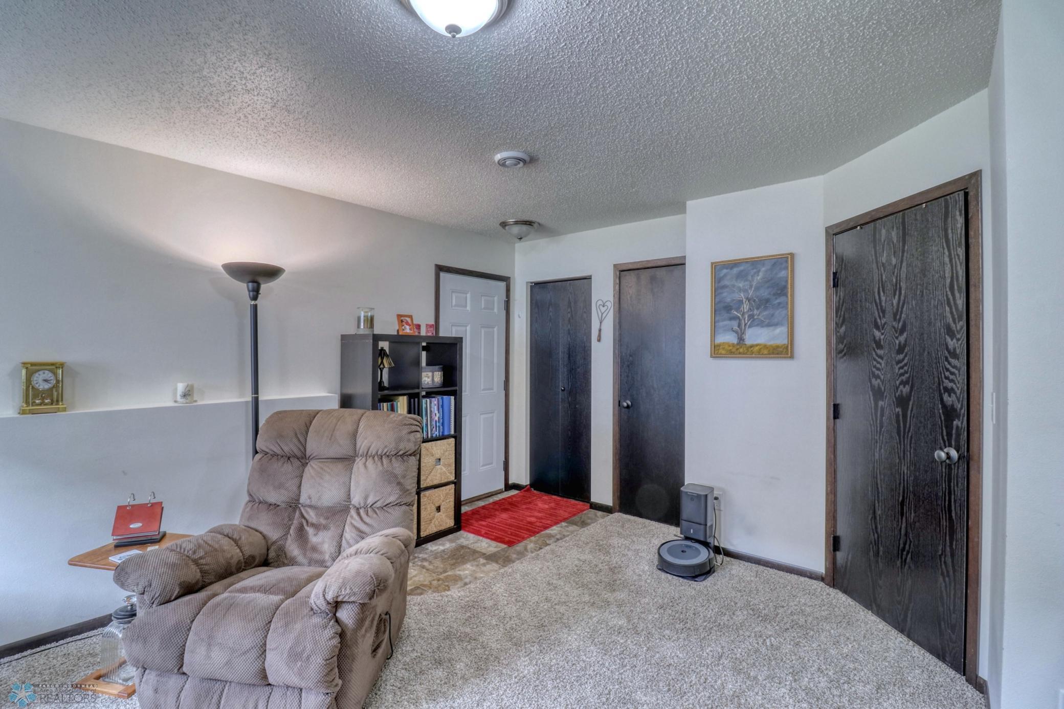 Lower Level Family Room (2).jpg