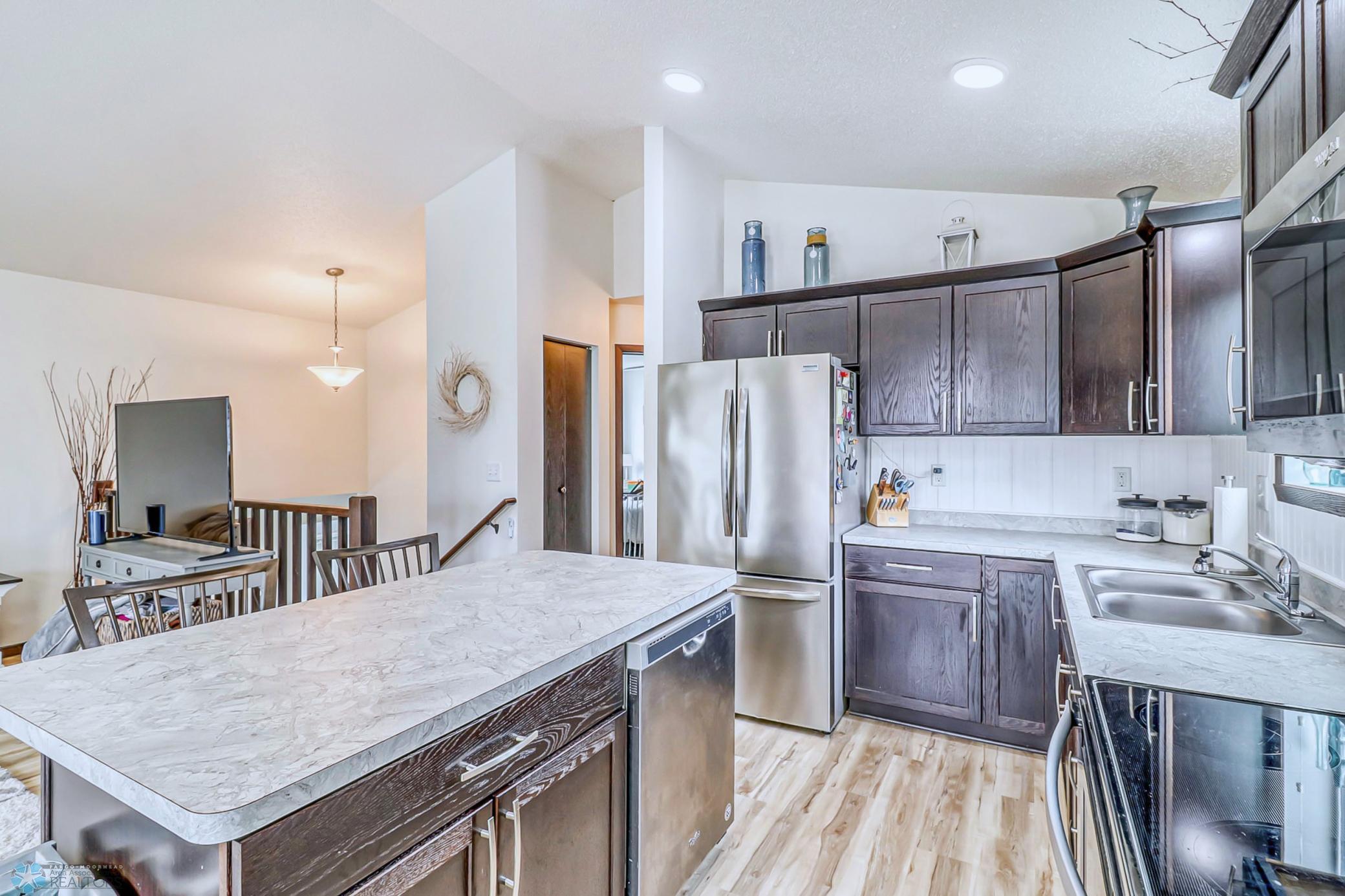 Kitchen (4).jpg