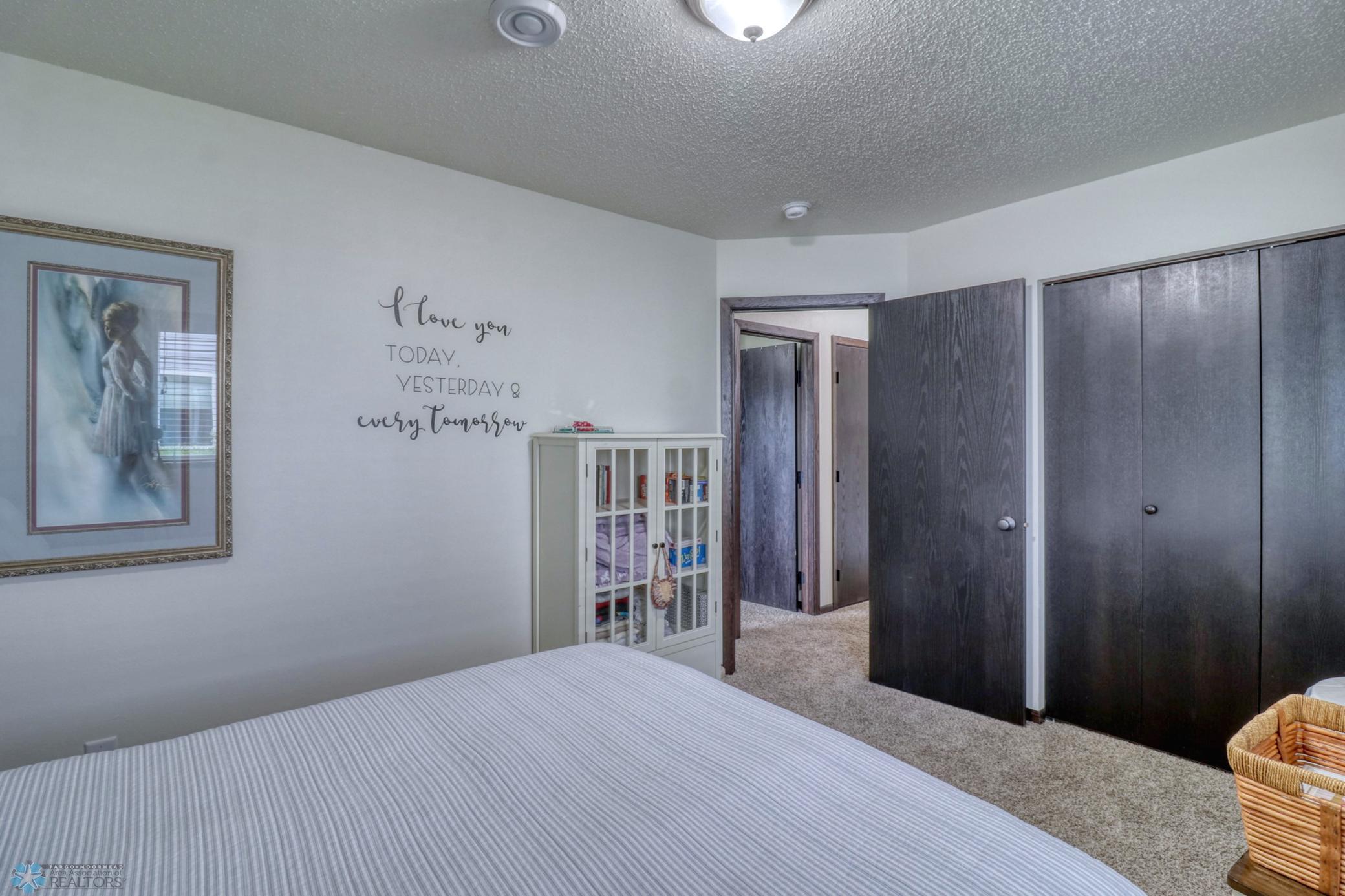 Lower Level Bed1 (3).jpg