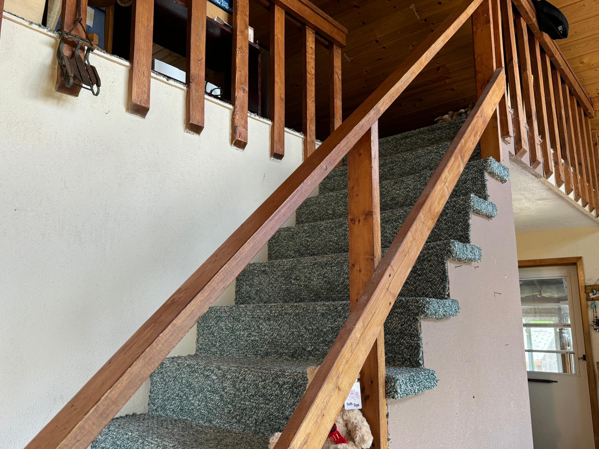 To the 1/4 Loft