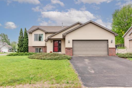 1000 4th Street N, Sartell, MN 56377
