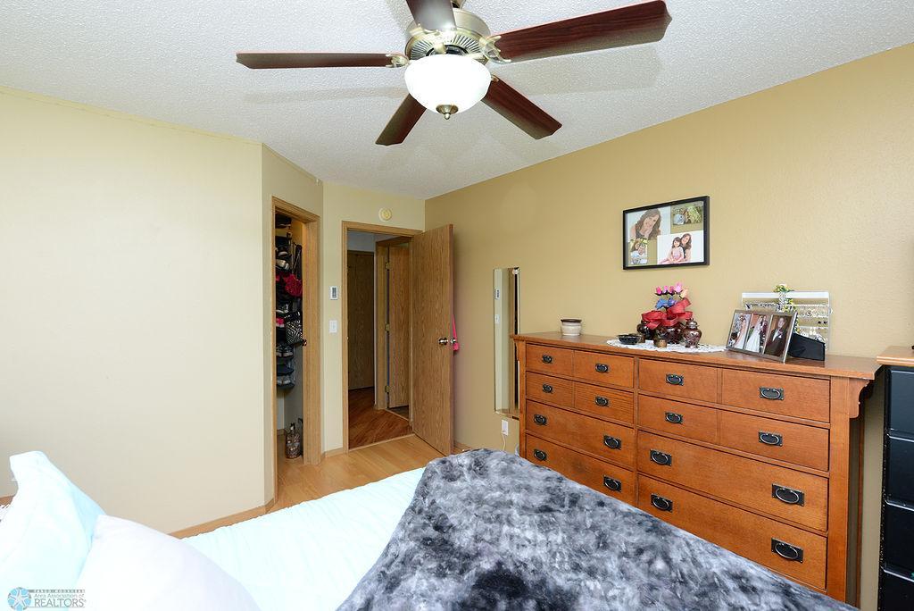 Bedroom 1_2