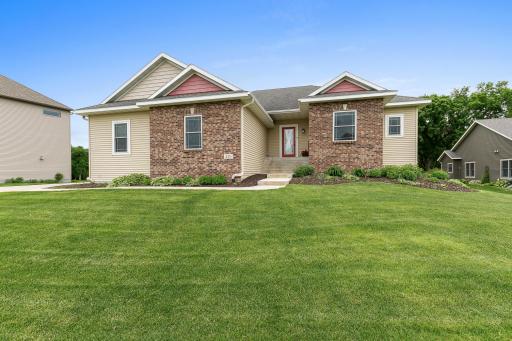 220 Sierra Loop, Sartell, MN 56377