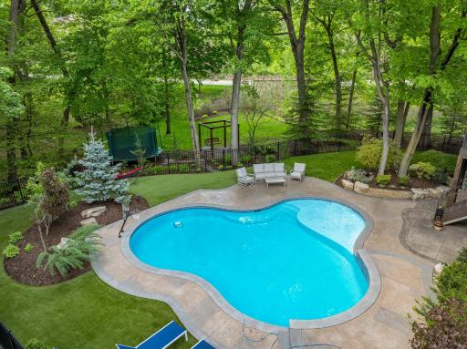 4818 Timber Ridge Circle, Minnetonka, MN 55345