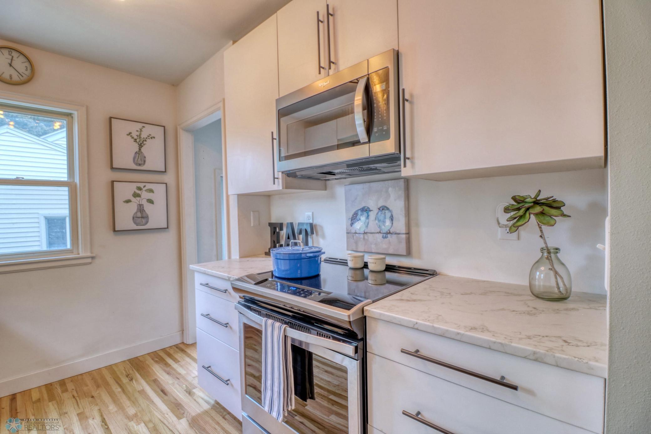Kitchen1_4.jpg