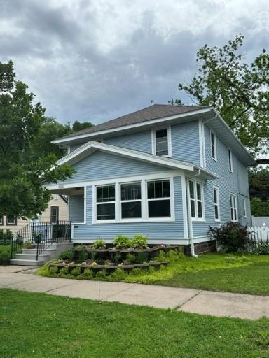 1125 W Mark Street, Winona, MN 55987