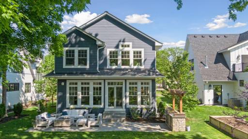 117 Walker Avenue N, Wayzata, MN 55391