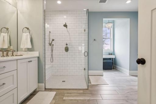 117 Walker Avenue N, Wayzata, MN 55391