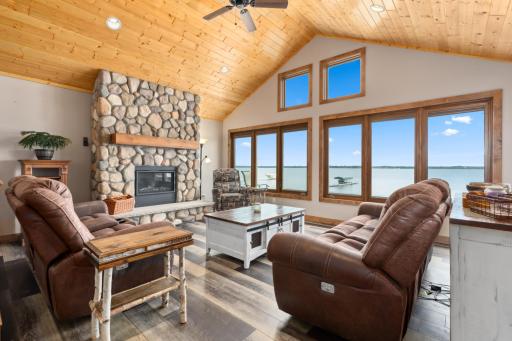 9647 Sunrise Lane, Breezy Point, MN 56472