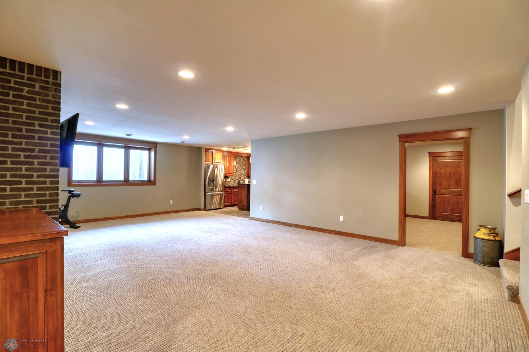 Basement1_2.jpg